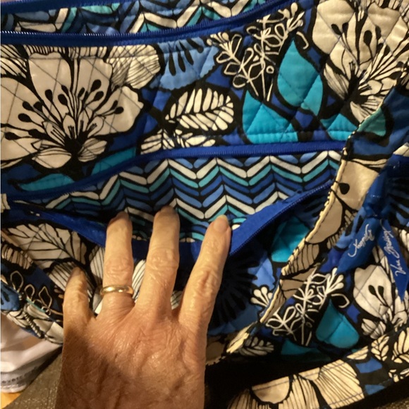 Vintage Vera Bradley In “Blue Bayou” CB Carryall (wallet sold separately). - Picture 4 of 5